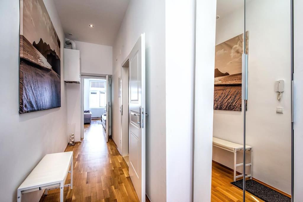 Cozy Apartment Studio Wenen Buitenkant foto